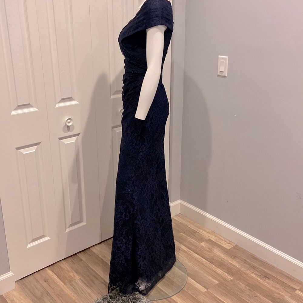 NWOT La Femme lace gown - Picture 8 of 11